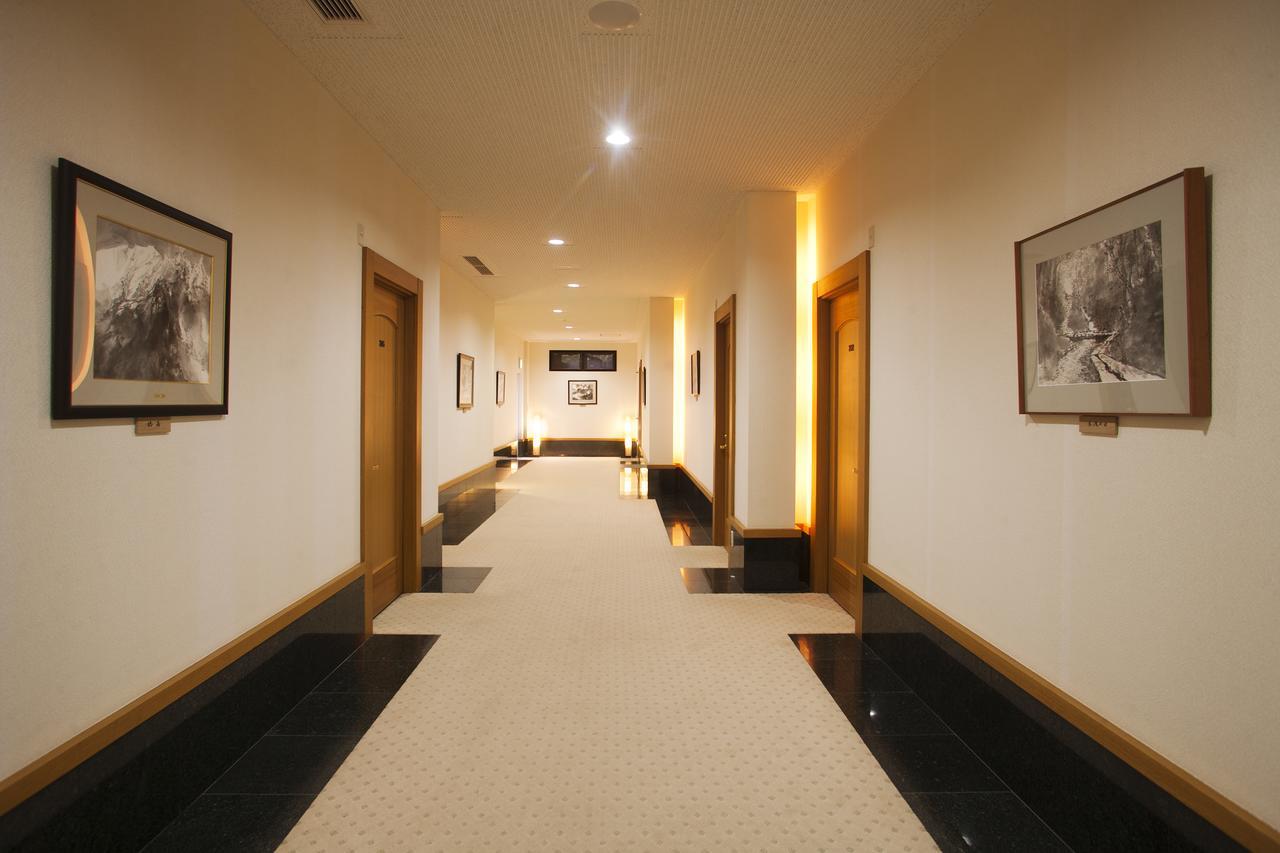 Nakao Kogen Hotel Kazaguruma ทาคายาม่า ภายนอก รูปภาพ